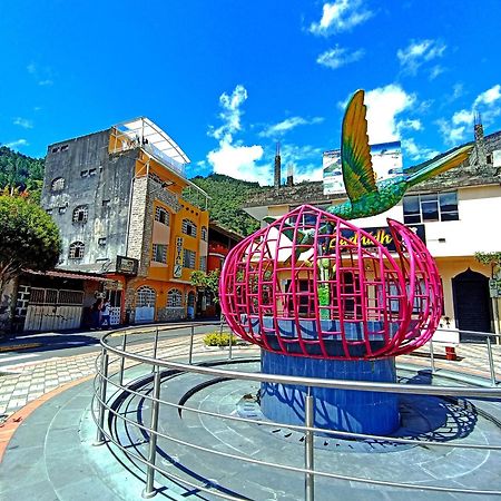 Hotel Amazonia Y Sol Baños Exterior foto